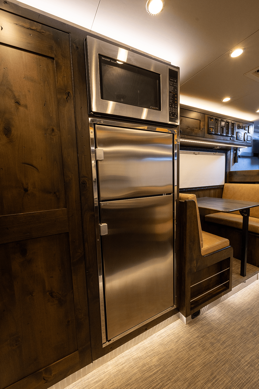 2016 EarthRoamer XV-LTS 160