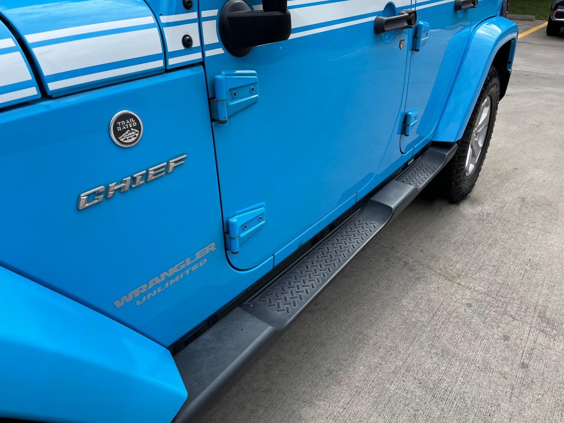 2017 Jeep Wrangler Unlimited Chief Edition - 5