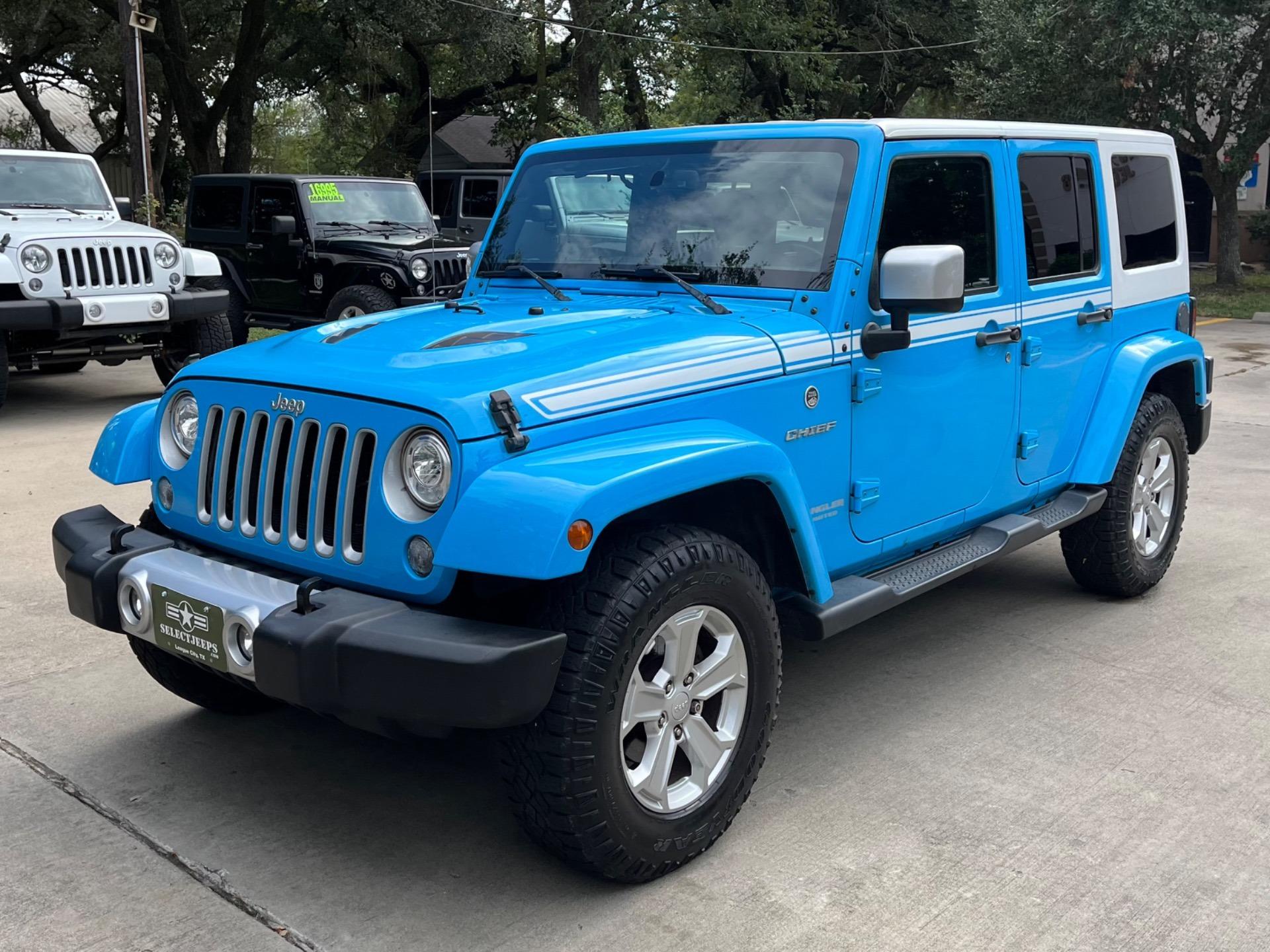 2017 Jeep Wrangler Unlimited Chief Edition - 4