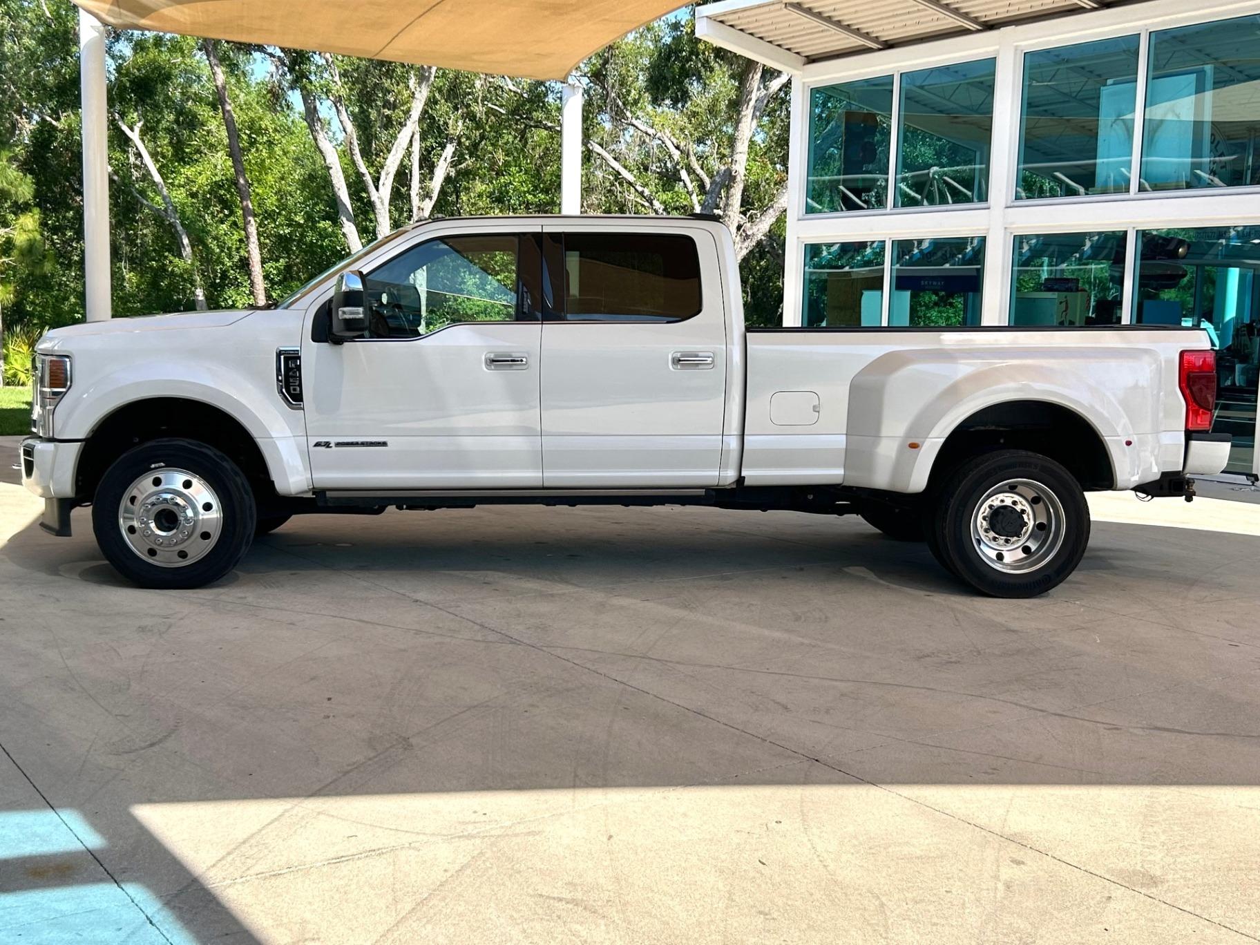 2022 Ford F-450 Super Duty Platnium