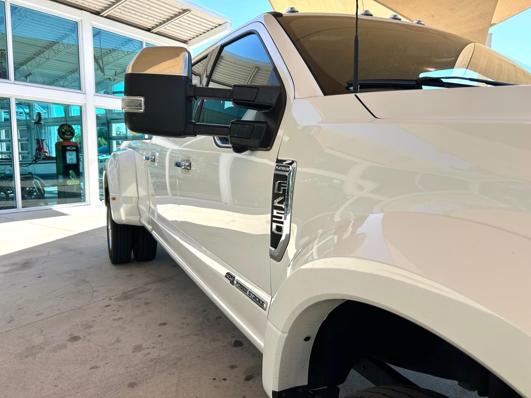 2022 Ford F-450 Super Duty Platnium