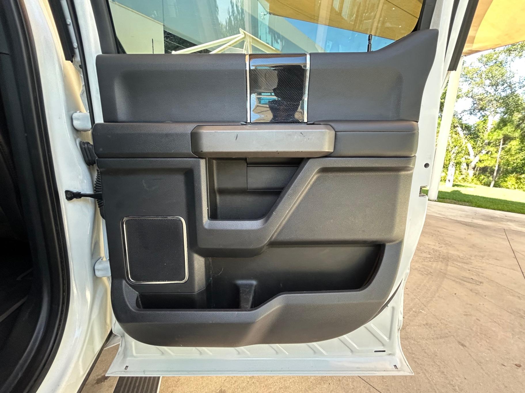 2022 Ford F-450 Super Duty Platnium