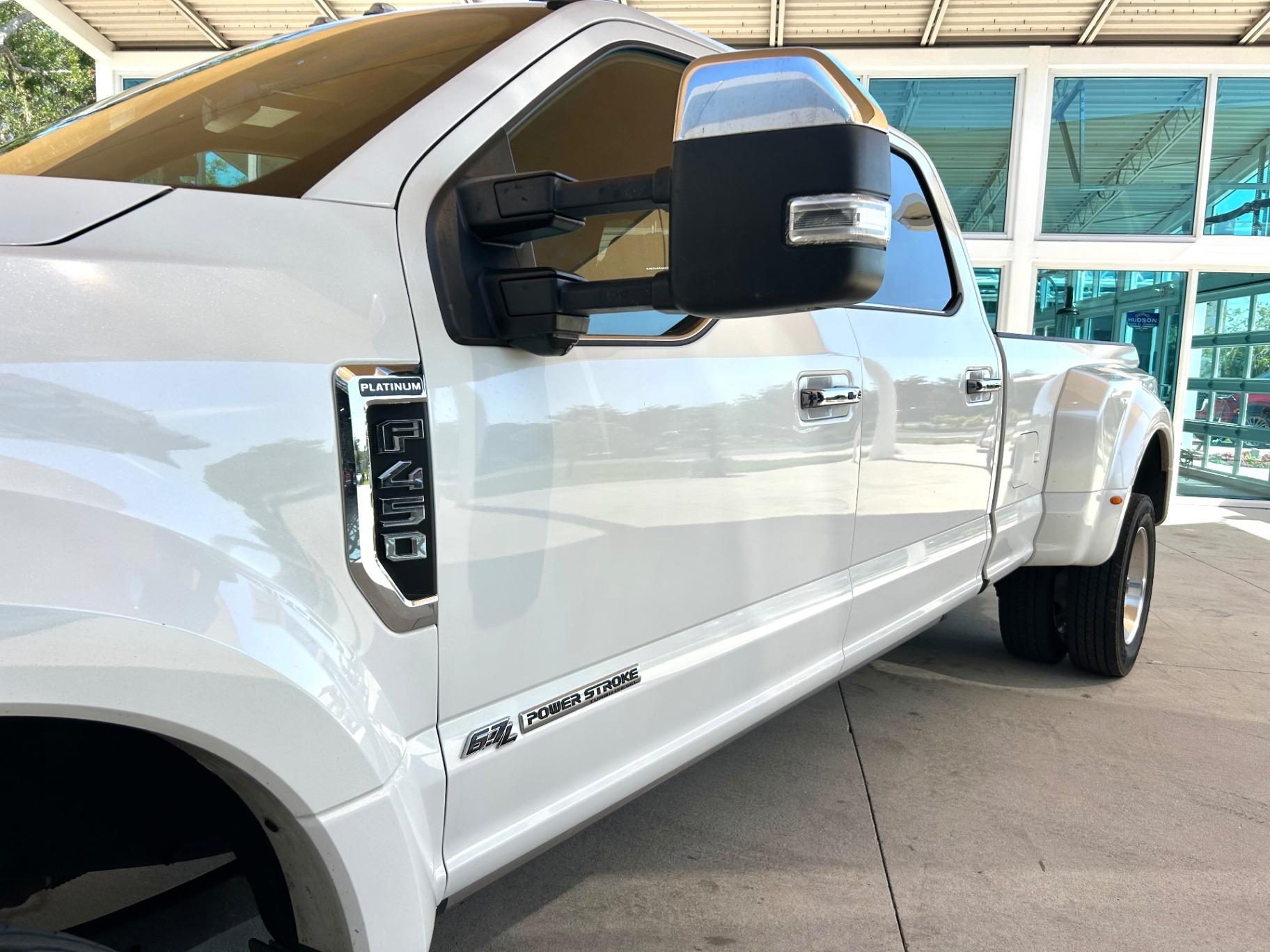 2022 Ford F-450 Super Duty Platnium
