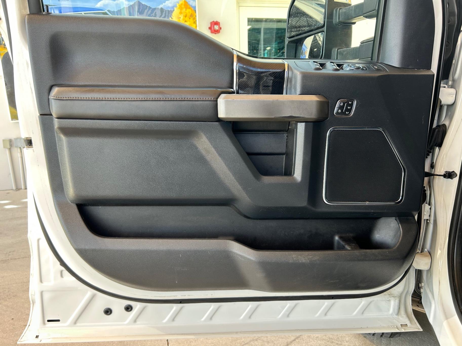 2022 Ford F-450 Super Duty Platnium