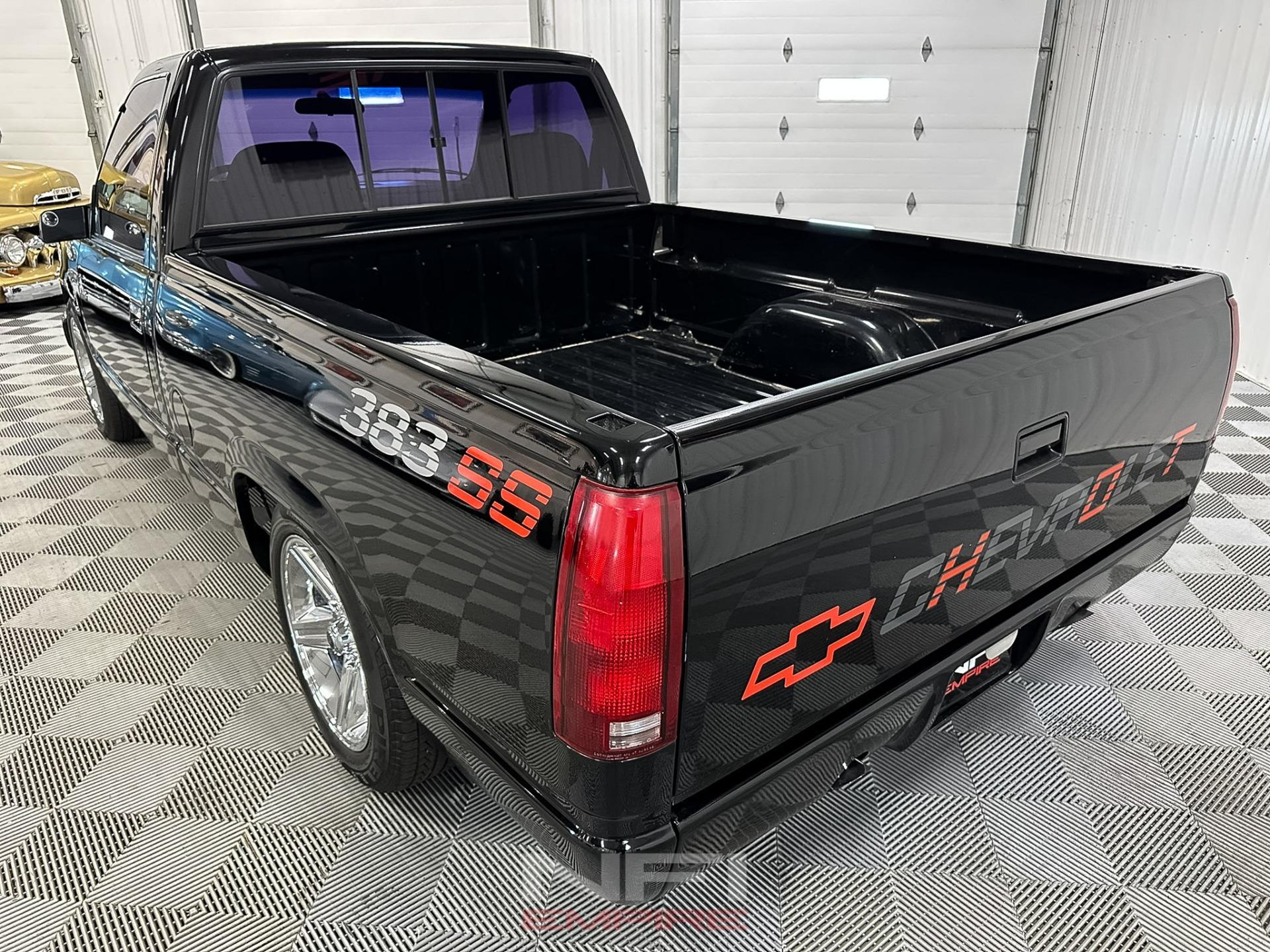 1990 Chevrolet C1500 Cheyenne Reg Cab - 4