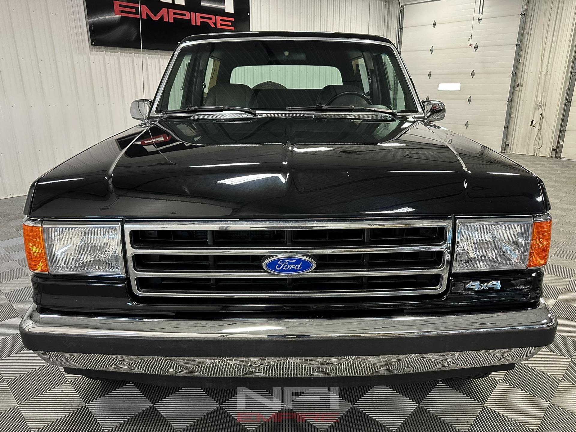 1989 Ford Bronco XLT - 5