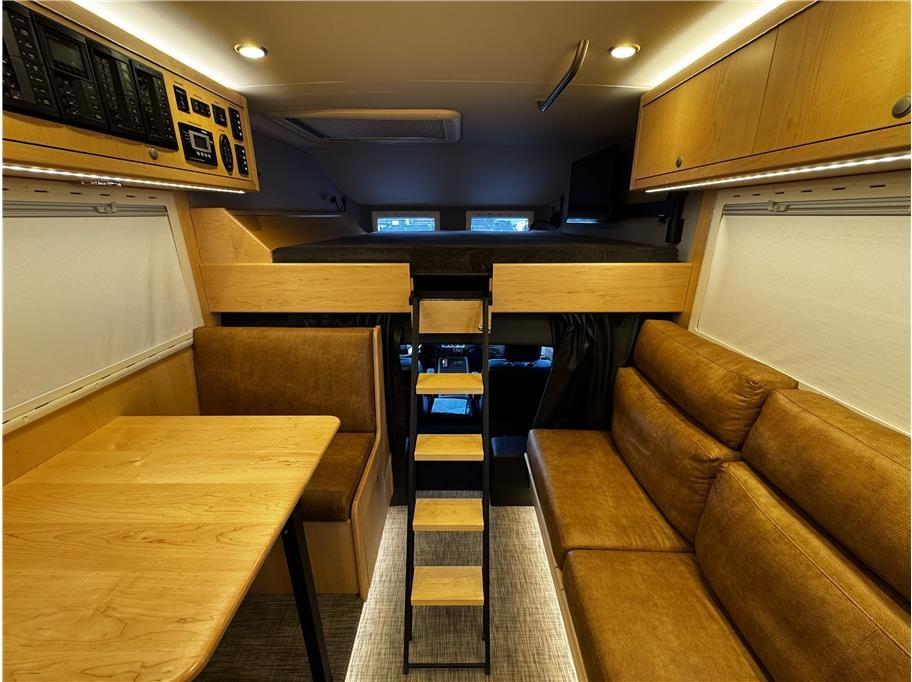 2016 Earthroamer XV-LTS 165