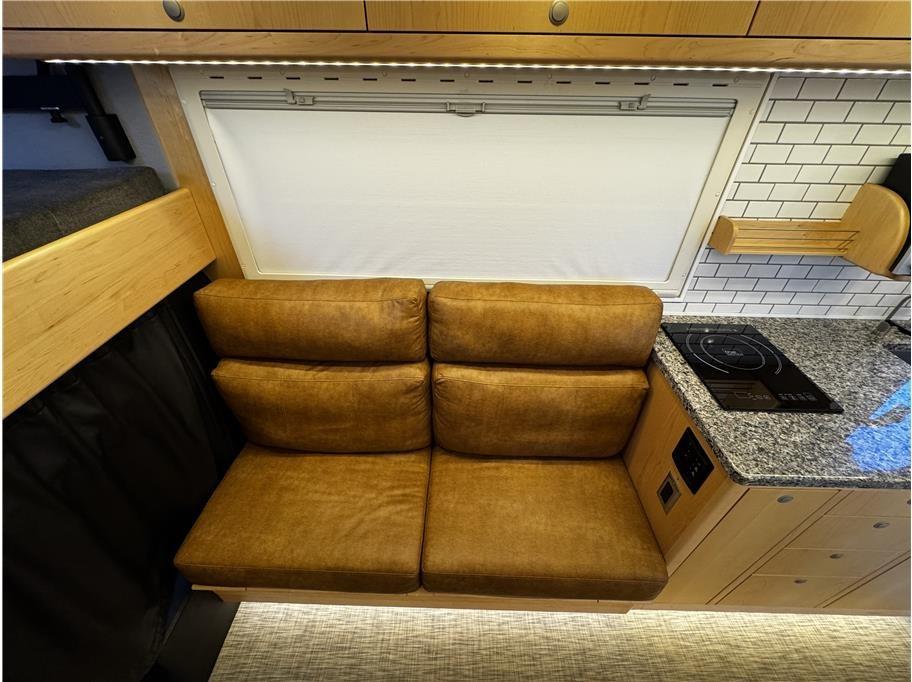 2016 Earthroamer XV-LTS 165