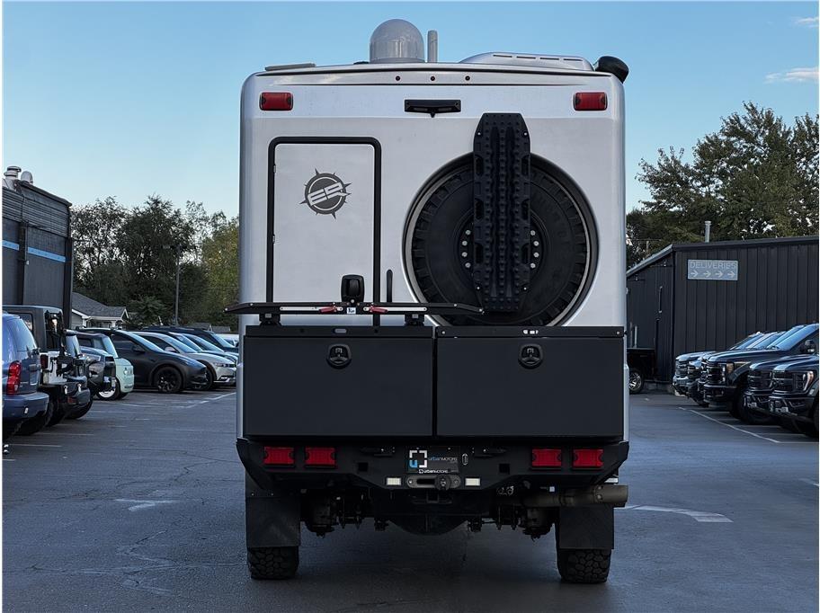 2016 Earthroamer XV-LTS 165