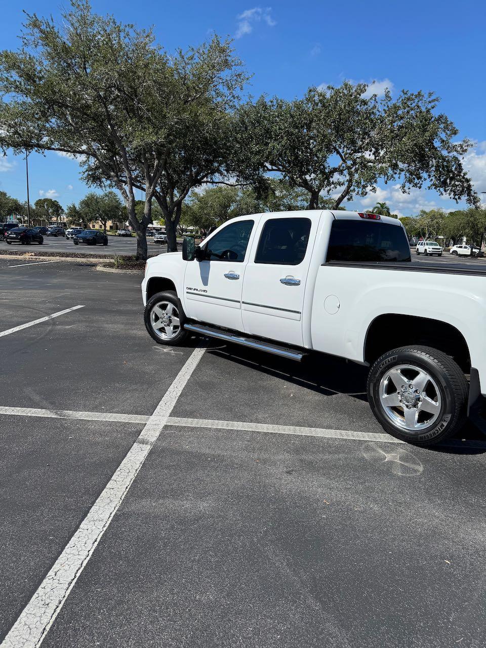 2014 GMC Sierra - 4
