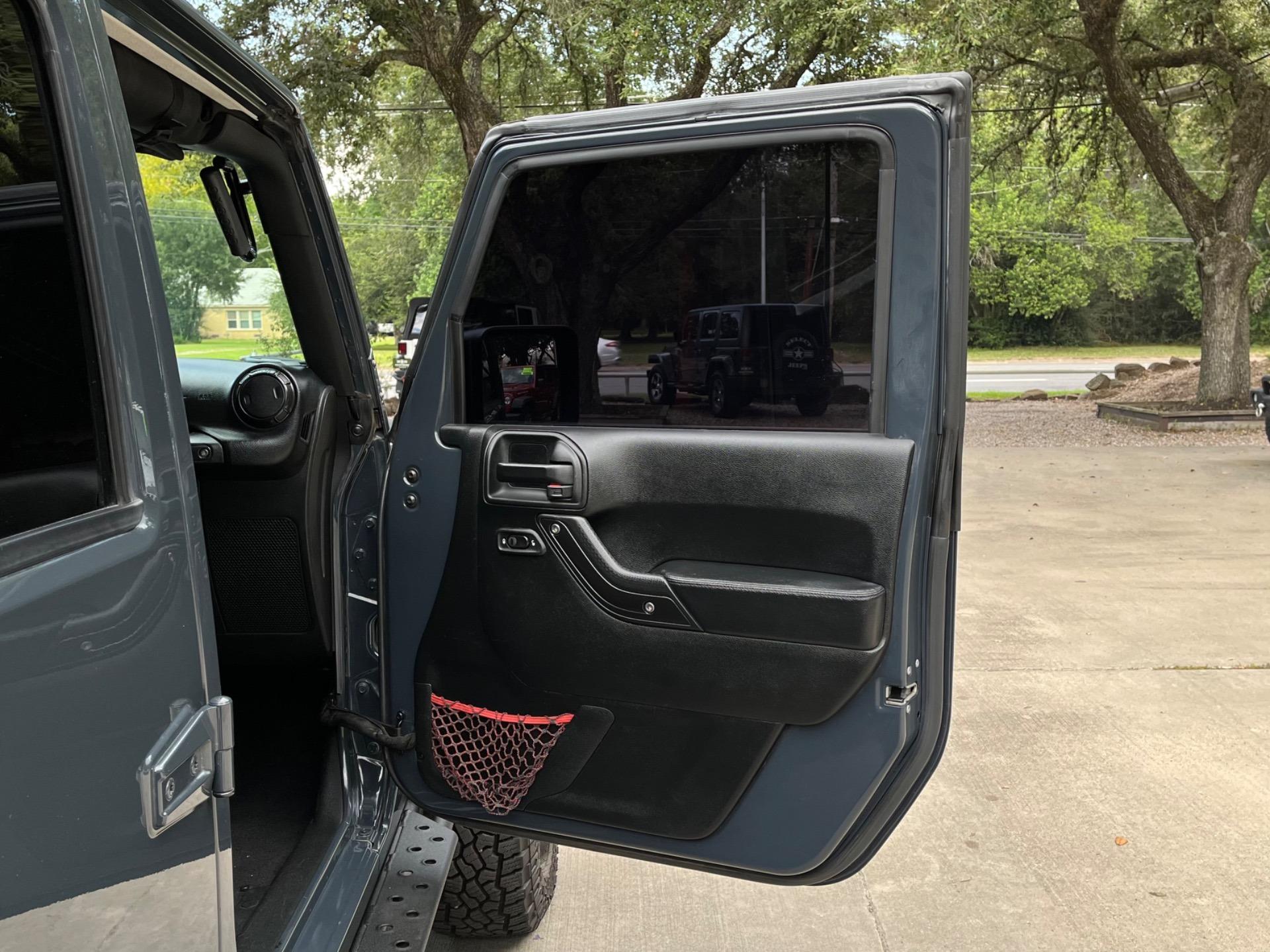 2017 Jeep Wrangler Unlimited Rubicon Recon