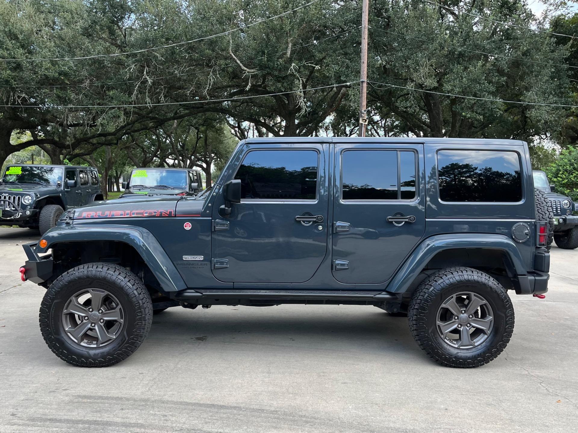 2017 Jeep Wrangler Unlimited Rubicon Recon - 5