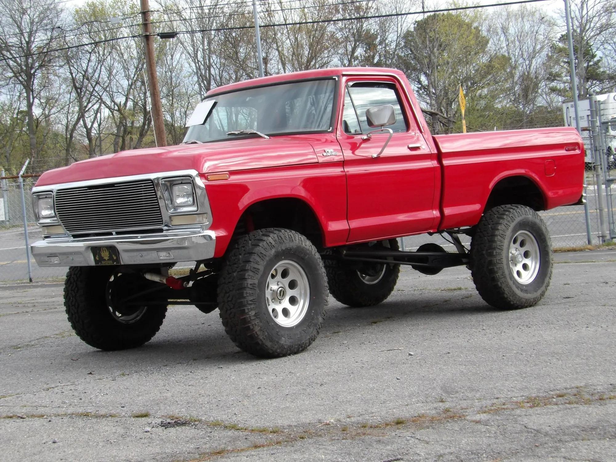 1979 Ford F-150 4×4 - 3