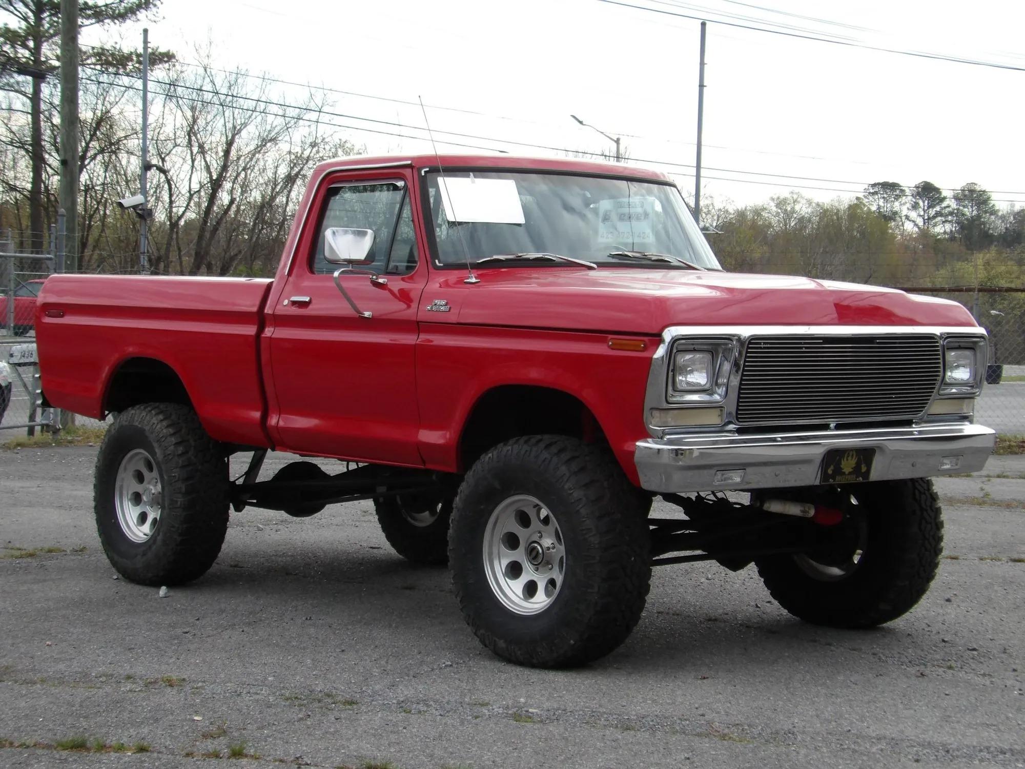 1979 Ford F-150 4×4 - 2