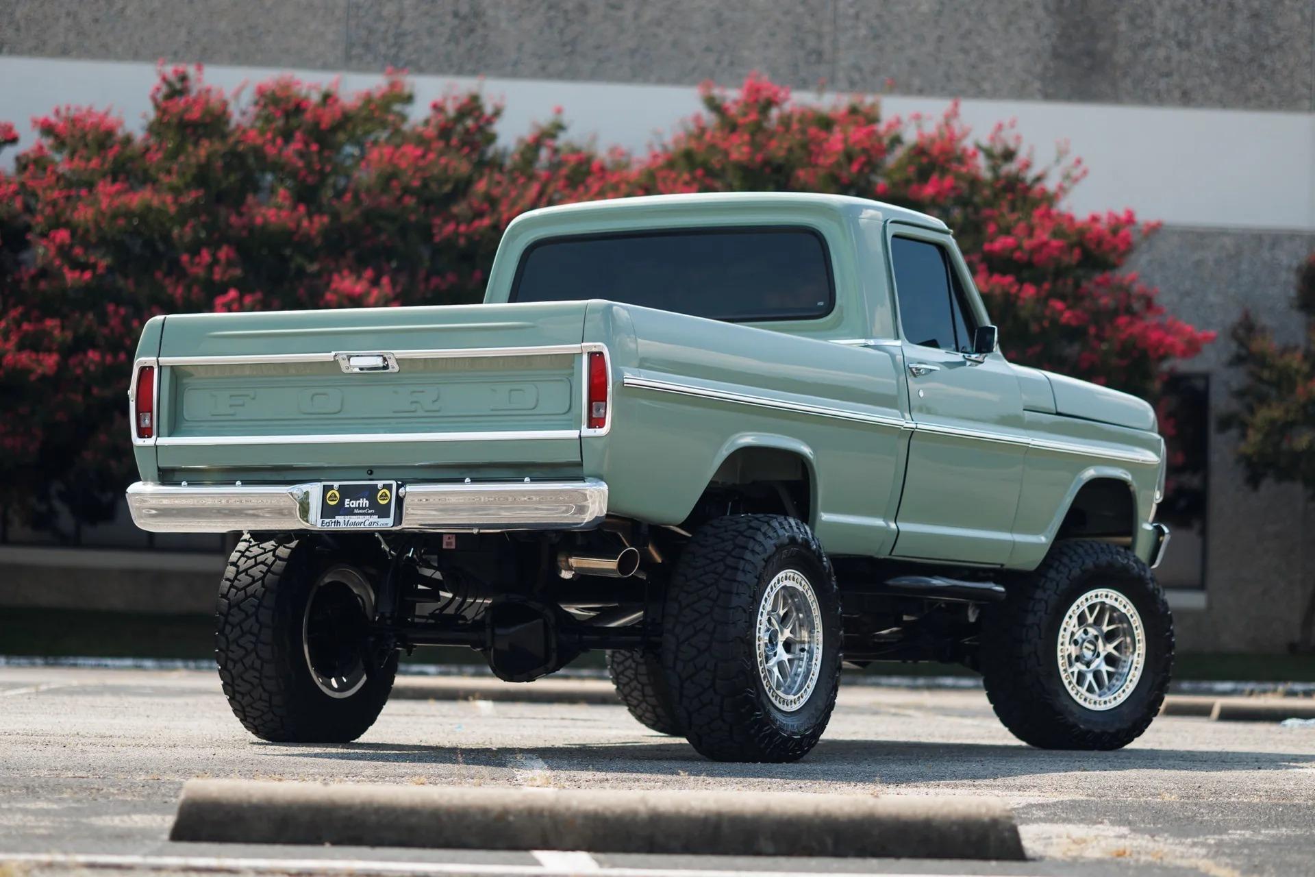 Coyote-Powered 1967 Ford F-100 Custom