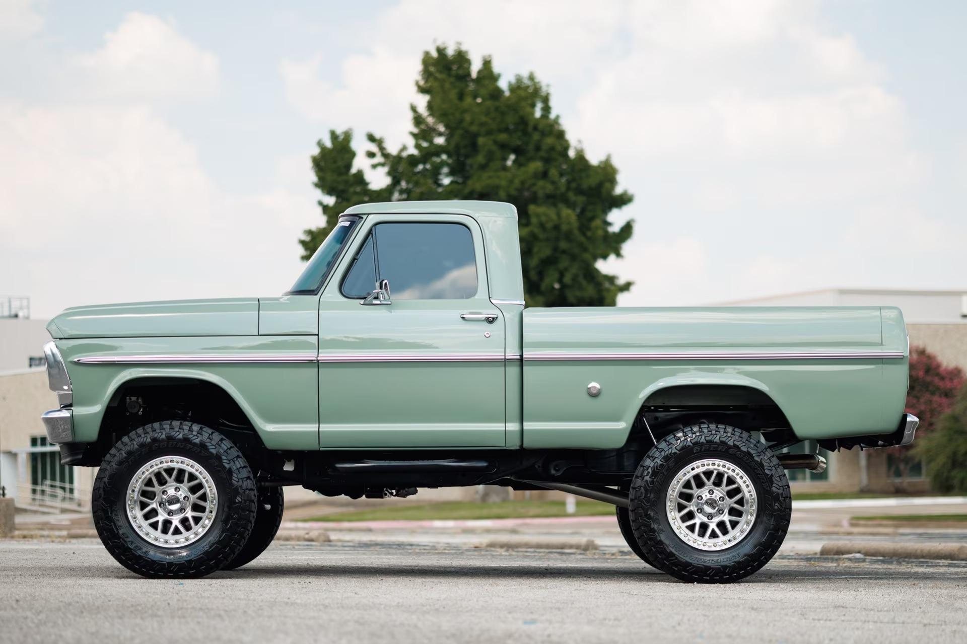 Coyote-Powered 1967 Ford F-100 Custom