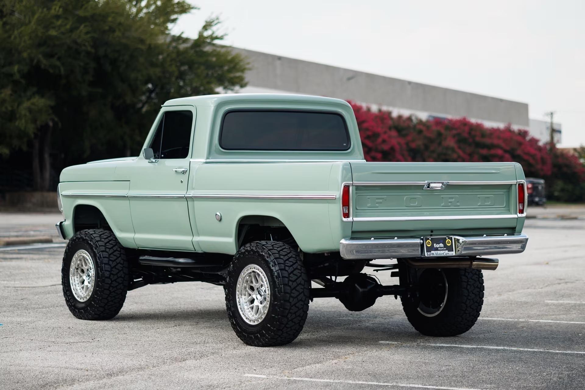 Coyote-Powered 1967 Ford F-100 Custom
