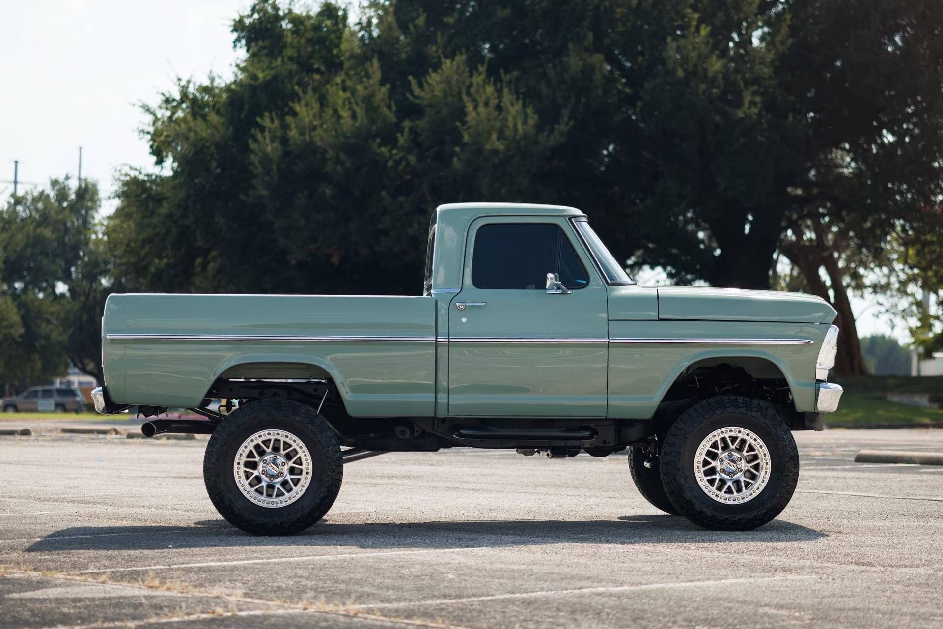 Coyote-Powered 1967 Ford F-100 Custom