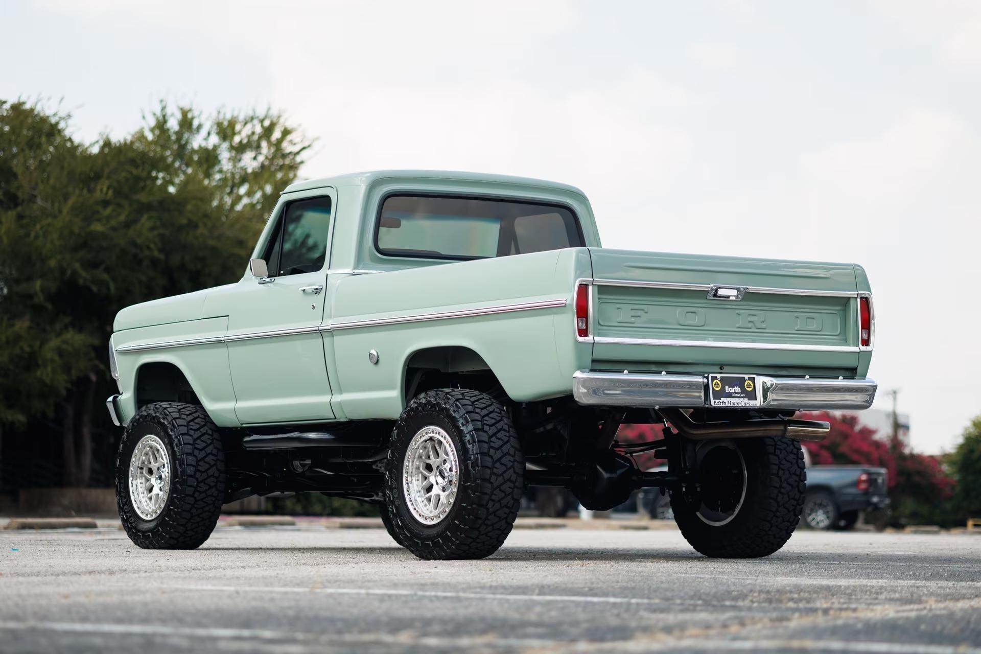 Coyote-Powered 1967 Ford F-100 Custom