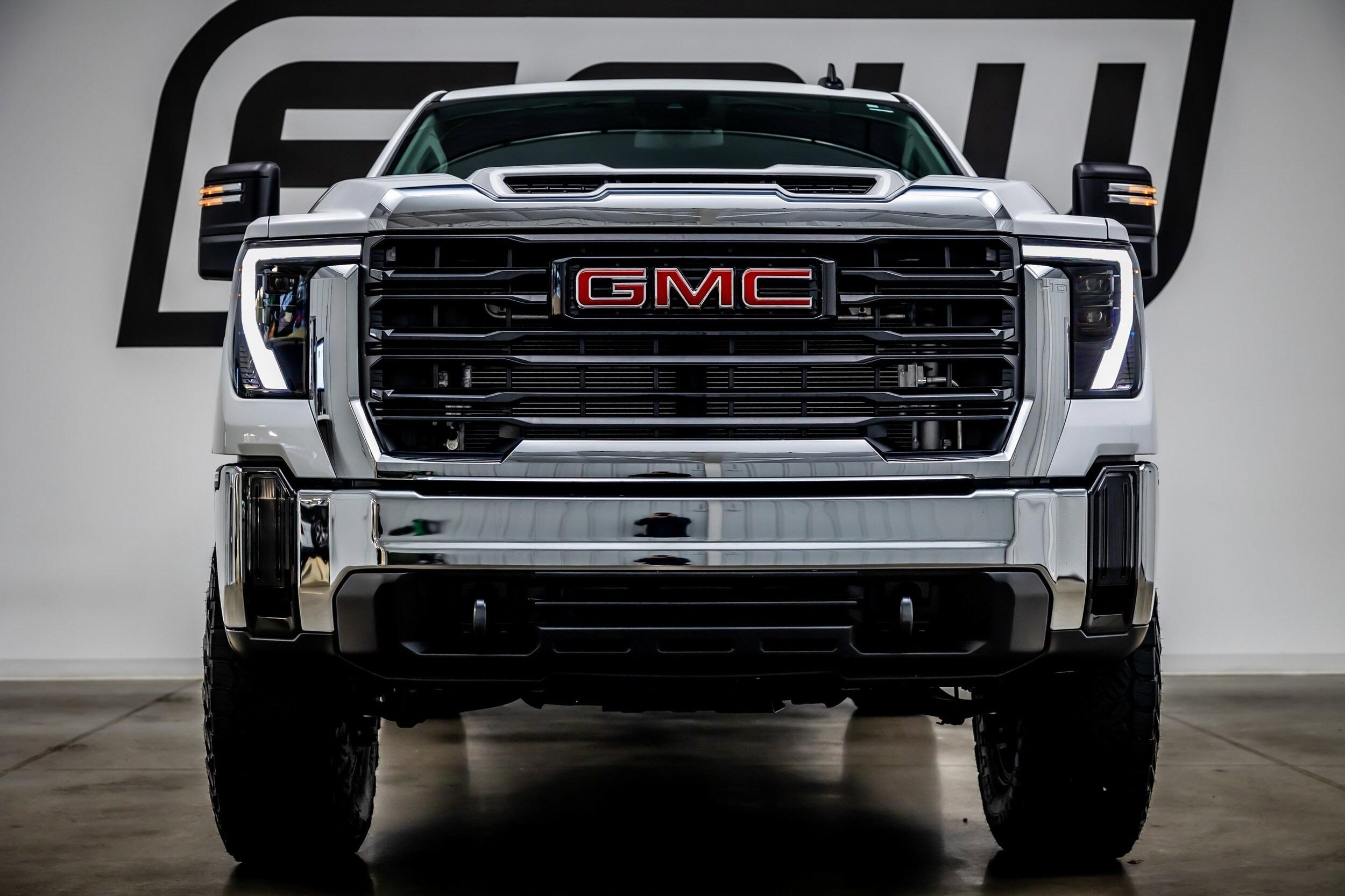 2025 GMC Sierra 2500 HD Pro