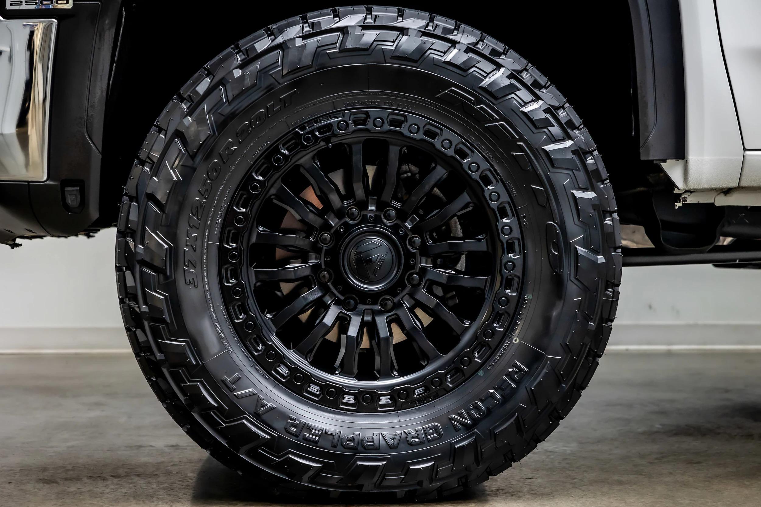 2025 GMC Sierra 2500 HD Pro