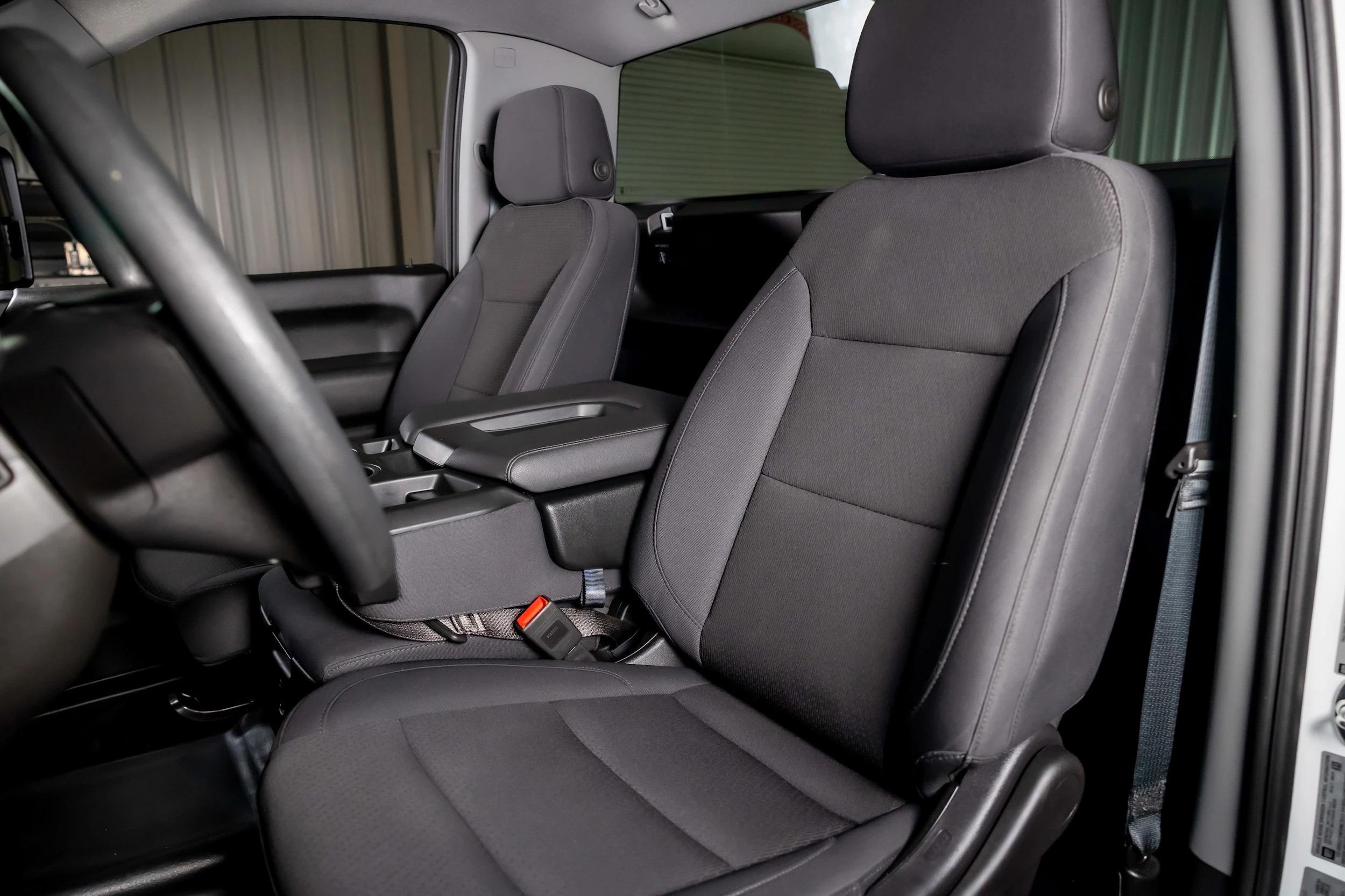 2025 GMC Sierra 2500 HD Pro