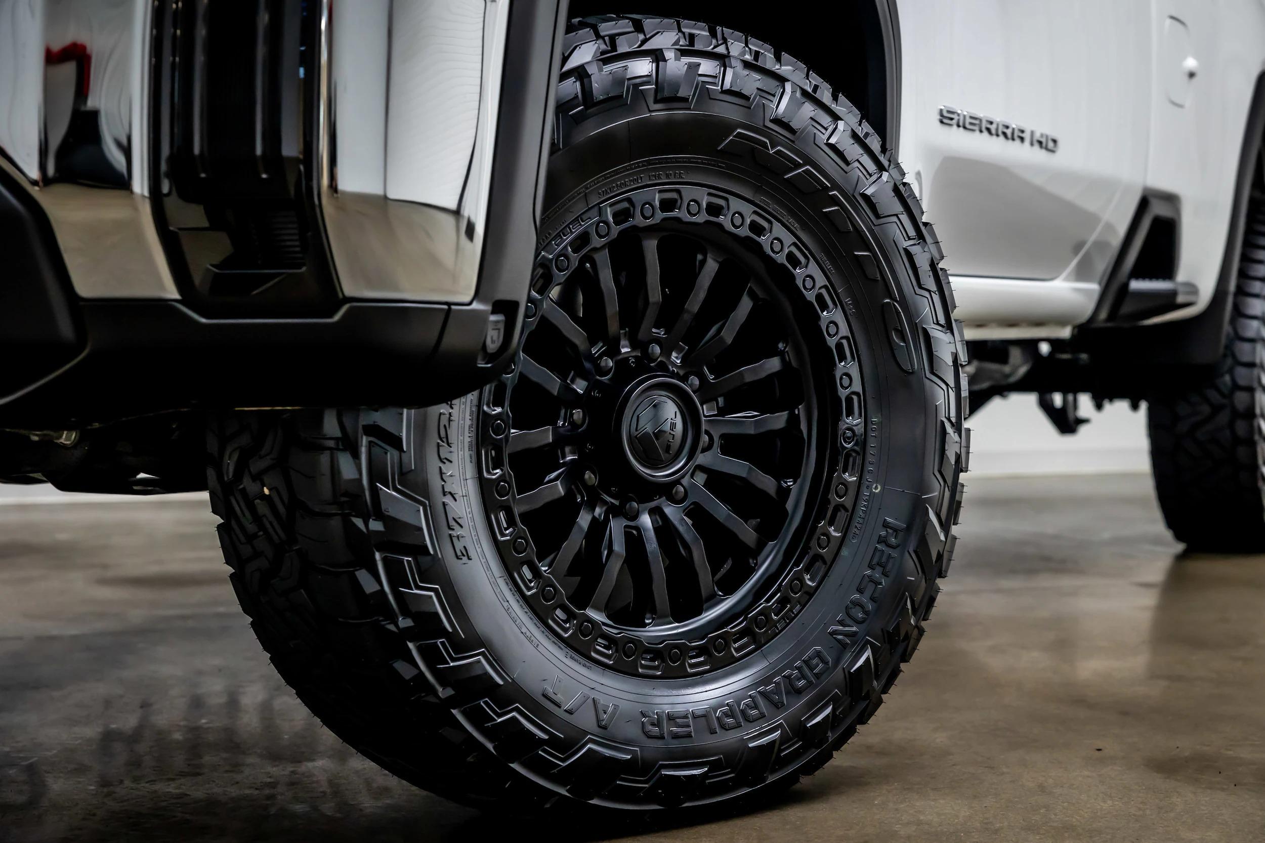 2025 GMC Sierra 2500 HD Pro