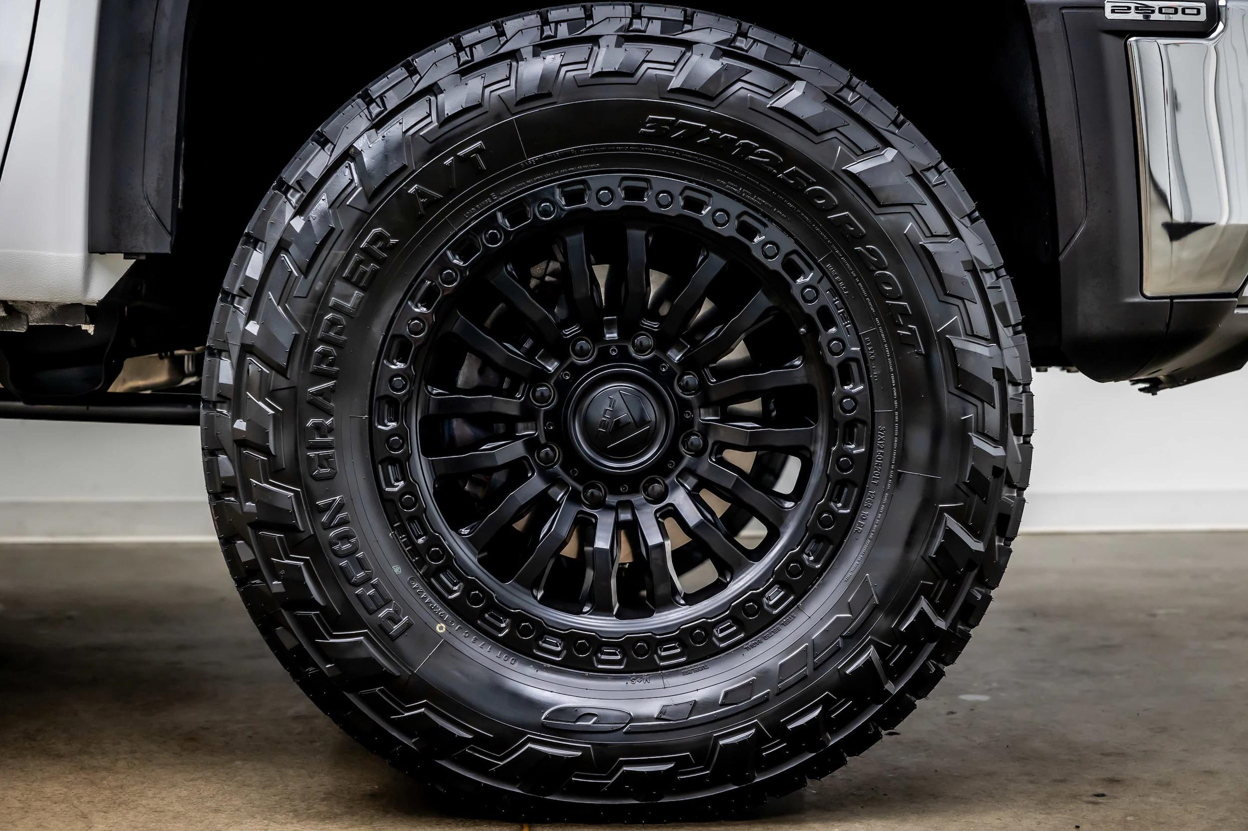 2025 GMC Sierra 2500 HD Pro