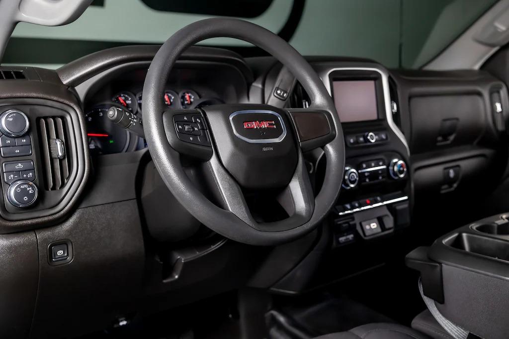 2025 GMC Sierra 2500 HD Pro