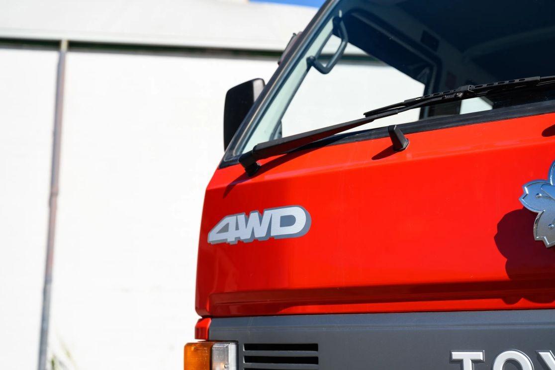 1995 Toyota Hiace Fire Truck 4×4