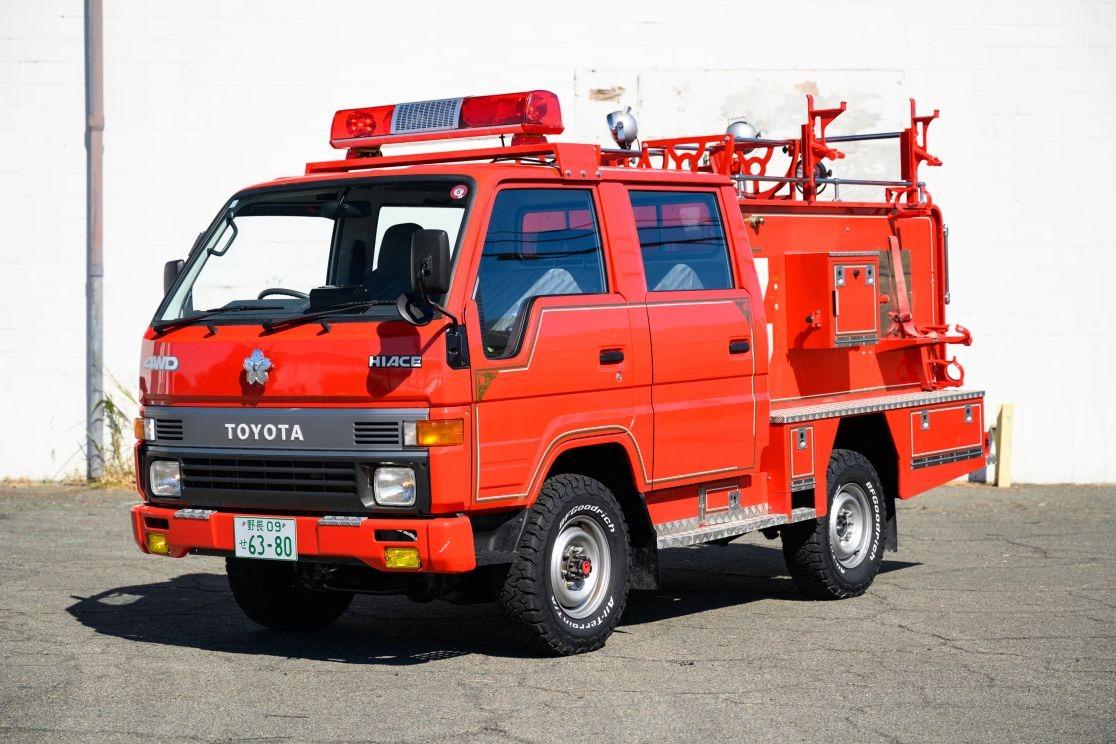  Toyota HiAce