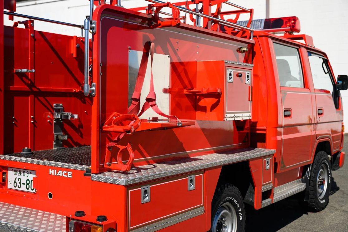 1995 Toyota Hiace Fire Truck 4×4
