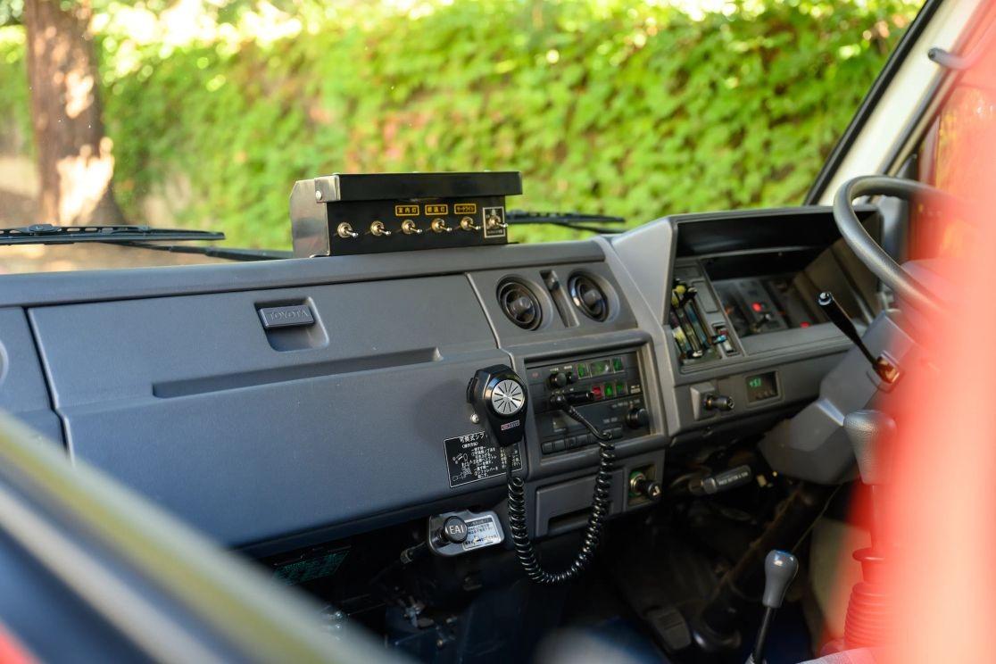 1995 Toyota Hiace Fire Truck 4×4