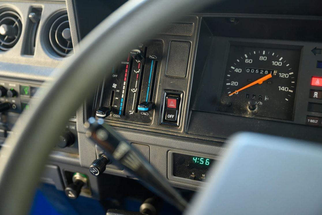 1995 Toyota Hiace Fire Truck 4×4