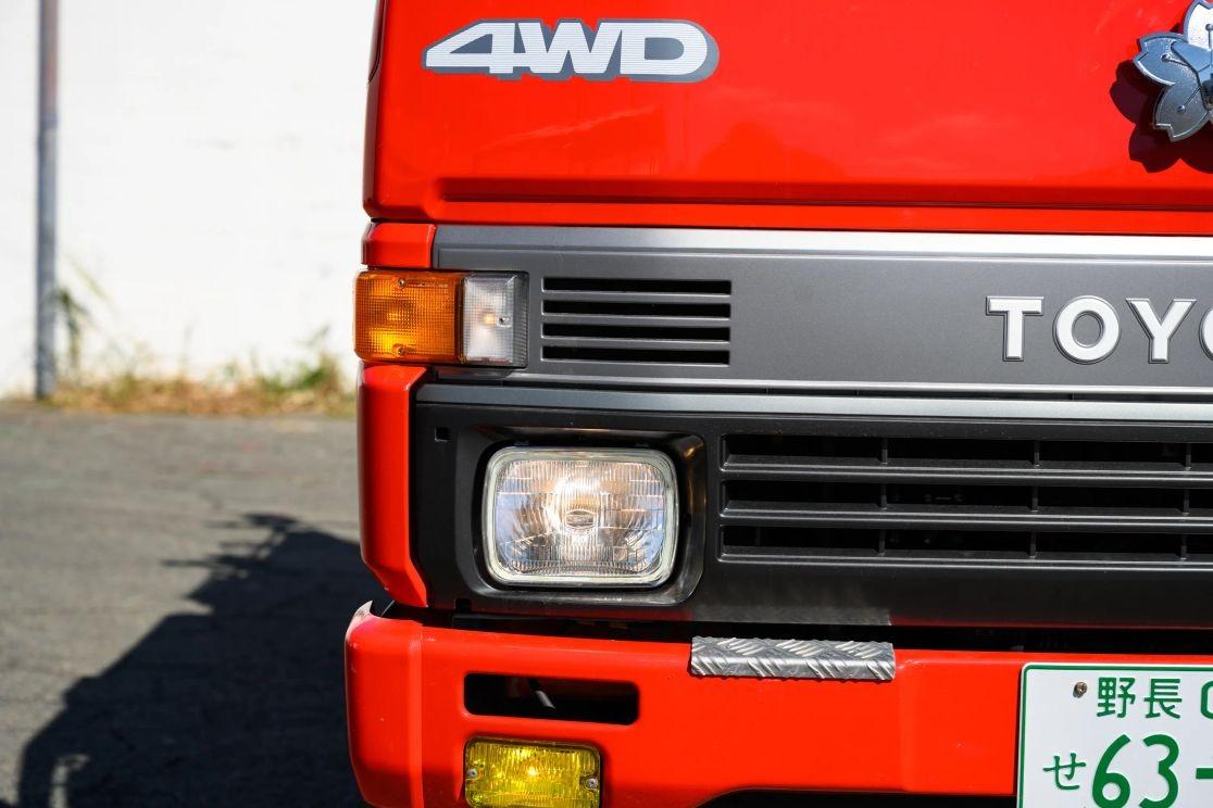 1995 Toyota Hiace Fire Truck 4×4