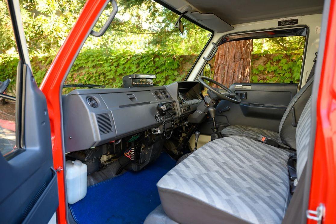 1995 Toyota Hiace Fire Truck 4×4