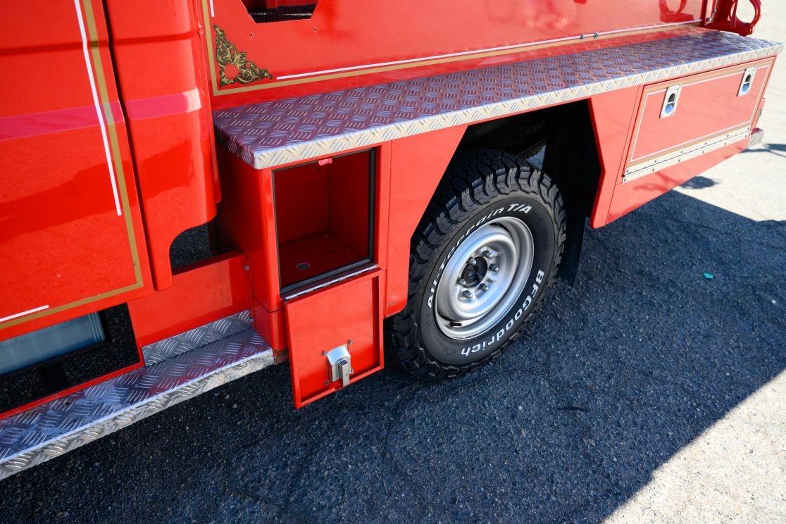 1995 Toyota Hiace Fire Truck 4×4