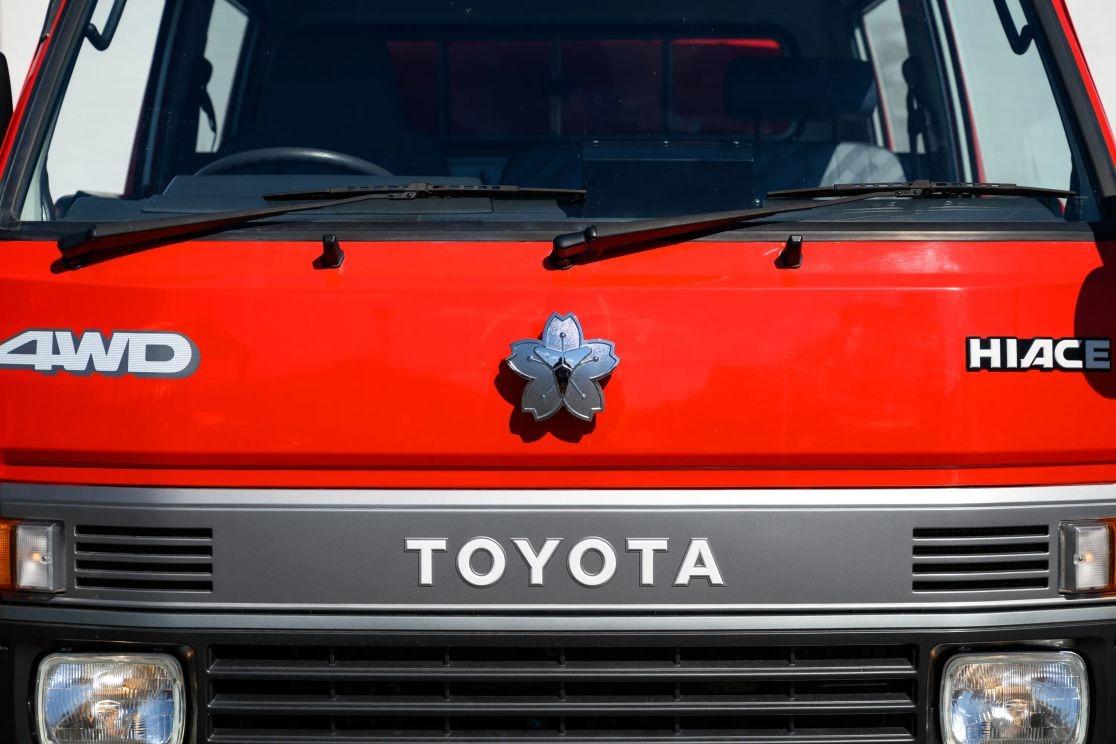 1995 Toyota Hiace Fire Truck 4×4