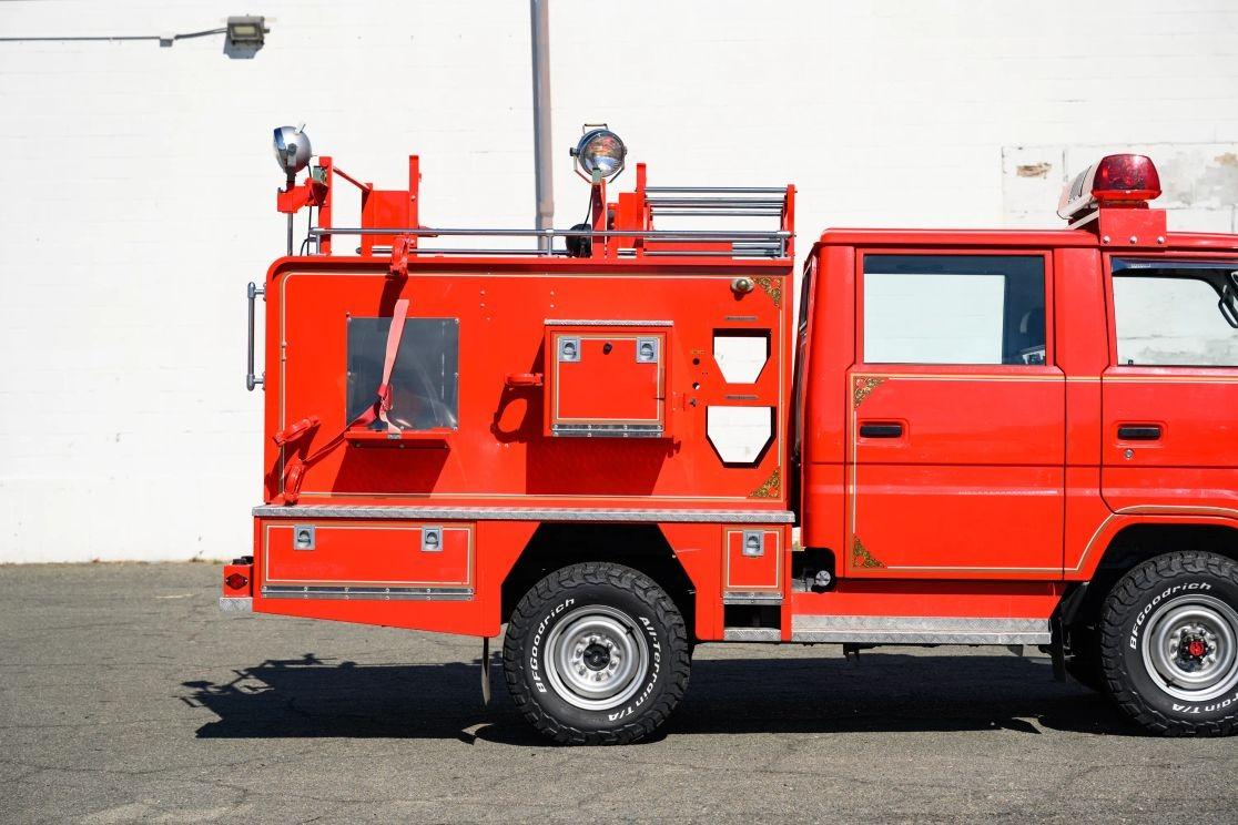 1995 Toyota Hiace Fire Truck 4×4