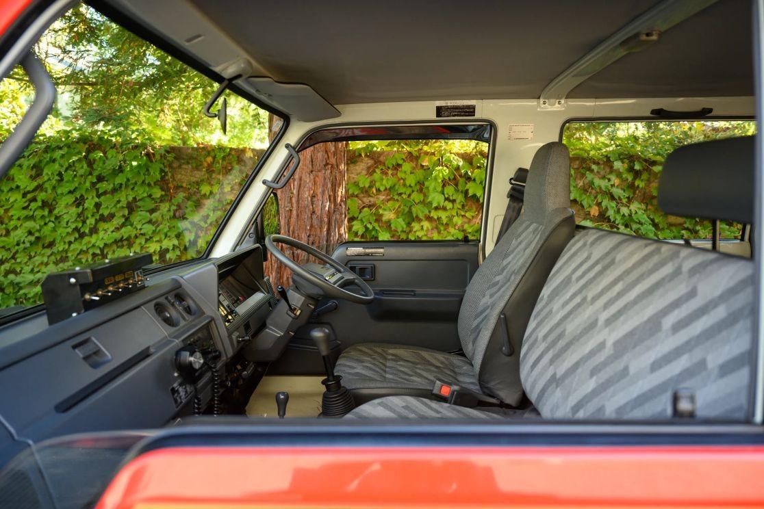 1995 Toyota Hiace Fire Truck 4×4