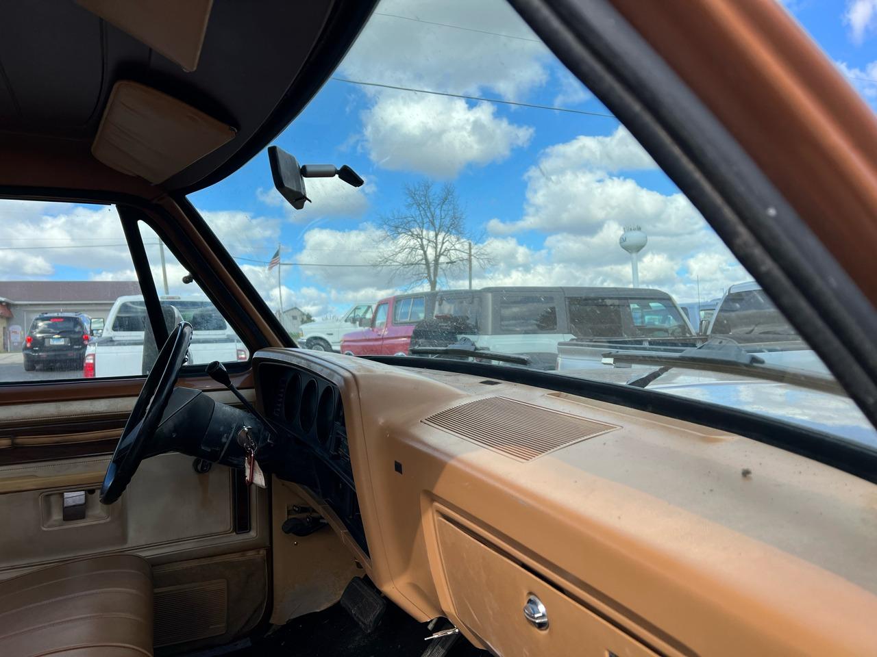 1985 Dodge Pickup W350