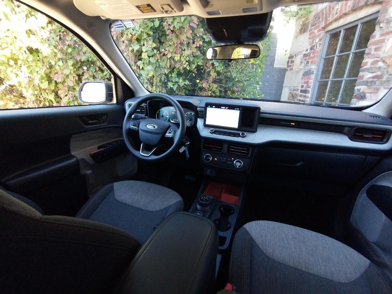 2023 Ford Maverick Lariat