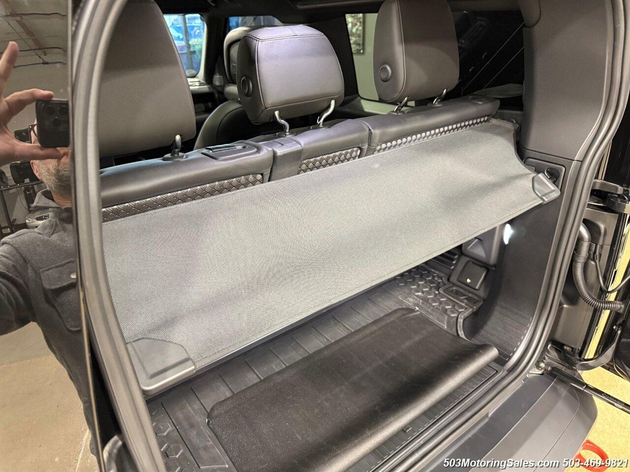 2024 Land Rover Defender 90 Urban Widetrack