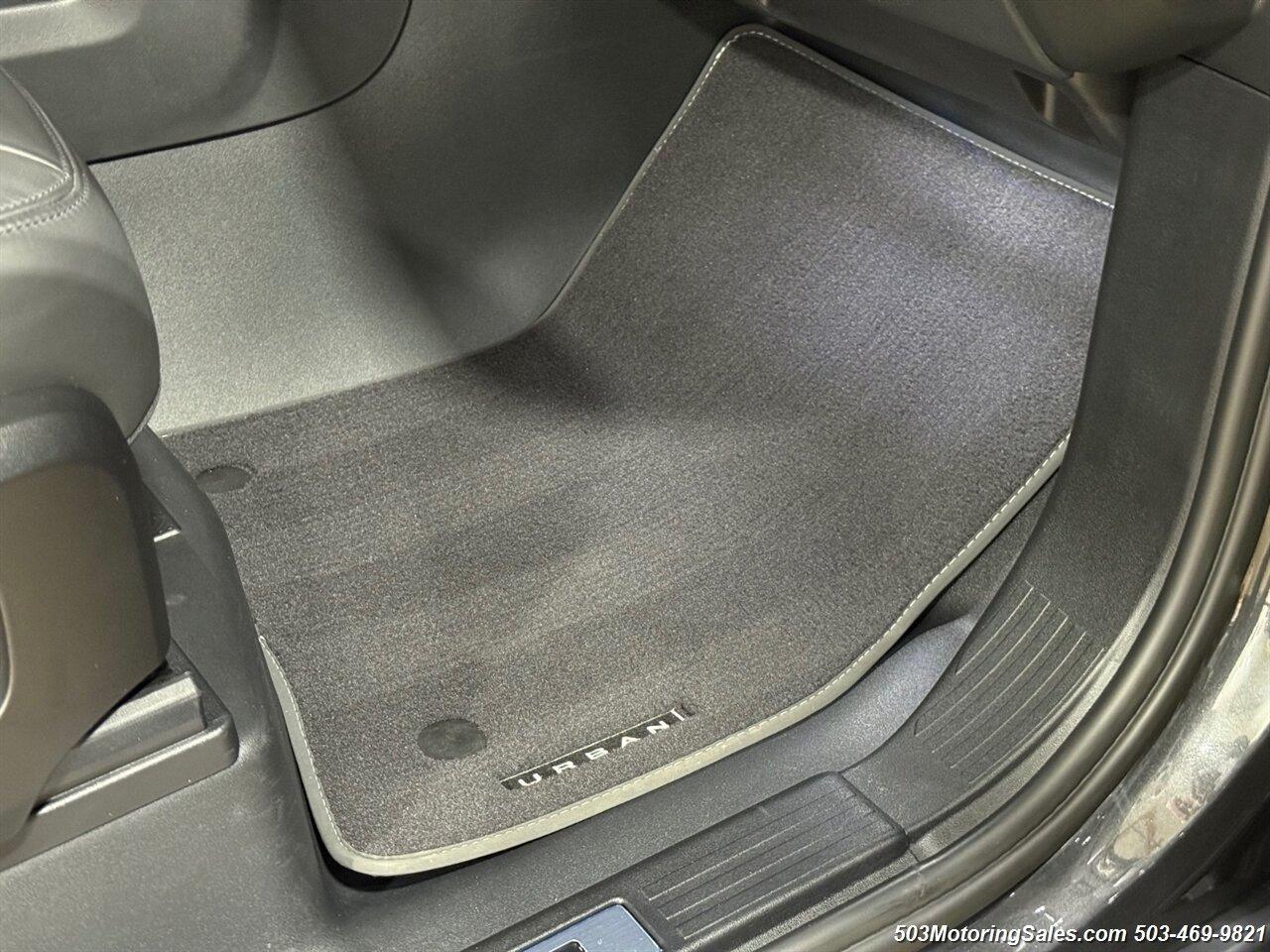 2024 Land Rover Defender 90 Urban Widetrack