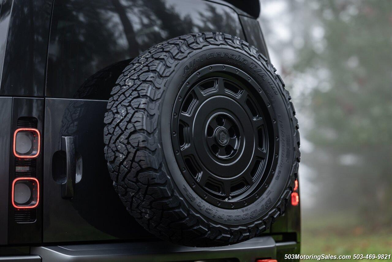 2024 Land Rover Defender 90 Urban Widetrack