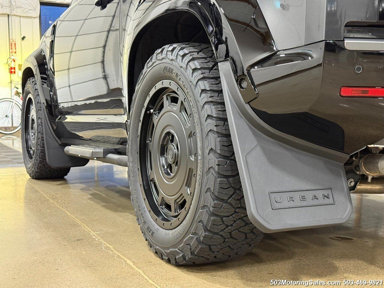 2024 Land Rover Defender 90 Urban Widetrack