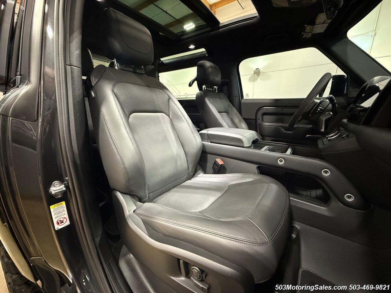 2024 Land Rover Defender 90 Urban Widetrack