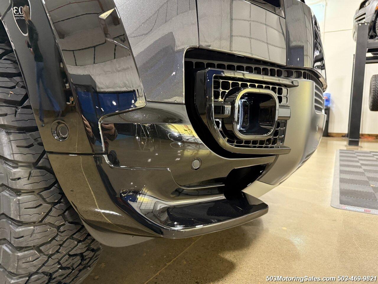 2024 Land Rover Defender 90 Urban Widetrack