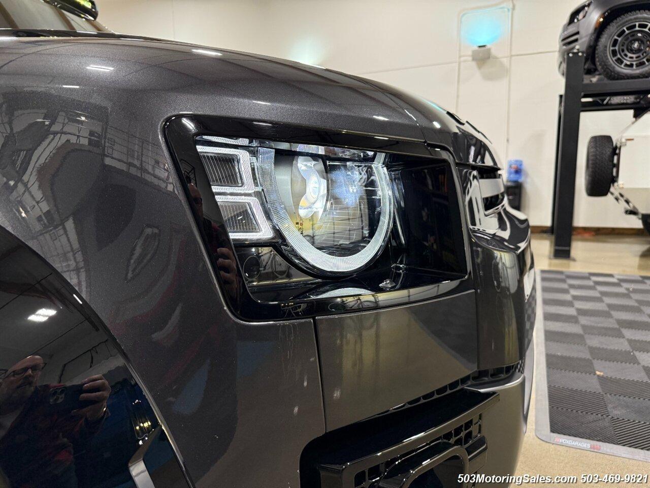 2024 Land Rover Defender 90 Urban Widetrack