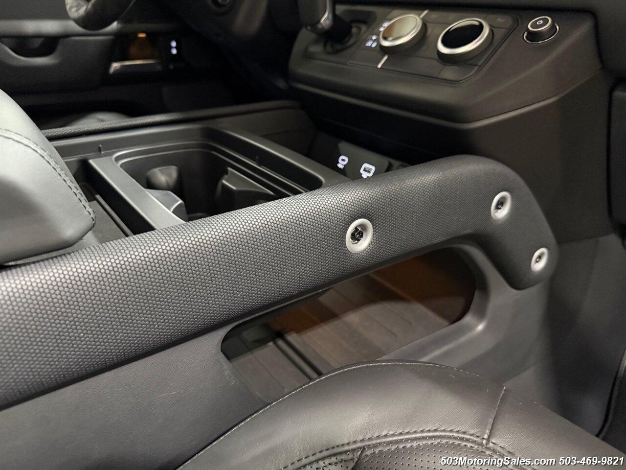 2024 Land Rover Defender 90 Urban Widetrack